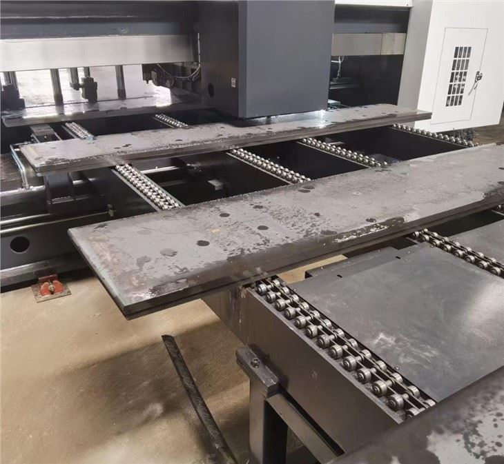 China Manufacturer CNC Steel Plate Sawing And Milling Machines HGGKL2310 With Best Quality China Manufacturer CNC Steel Plate Sawing And Milling Machines HGGKL2310 With Best Quality
