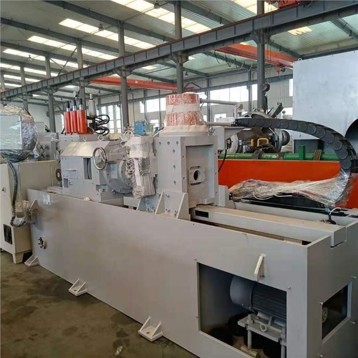 High Efficiency Stable Operation WXC80Y Hot Sale Bar Peeling Machine
