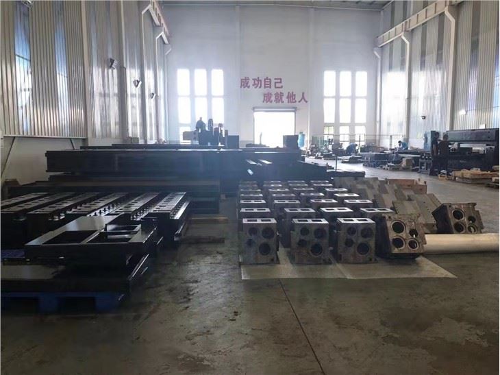 The High Accuracy CNC Sawing And Milling Machine